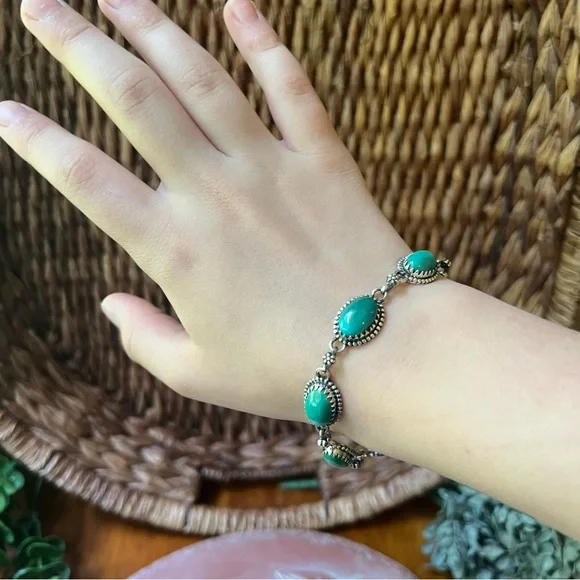 925 Sterling Silver Green Kingman Turquoise Toggle Bracelet 7.25” Southwest